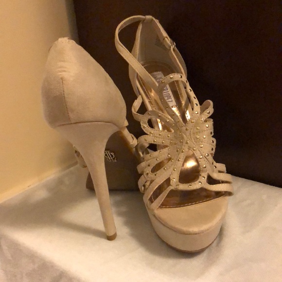 Size 7.5 Jennifer Lopez Heels Brand New w/o box - Picture 4 of 4